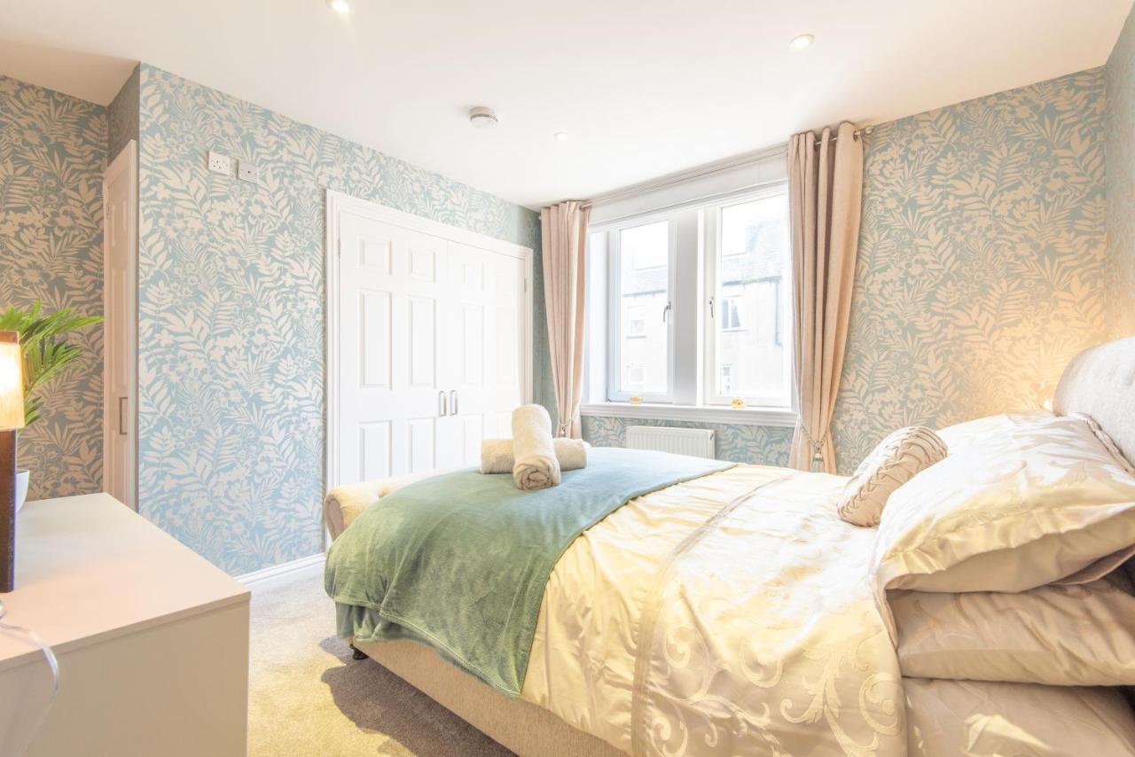Bright, Fresh, Renovated 3 Bedroom Apartment In The Heart Of Montrose Angus Exteriör bild