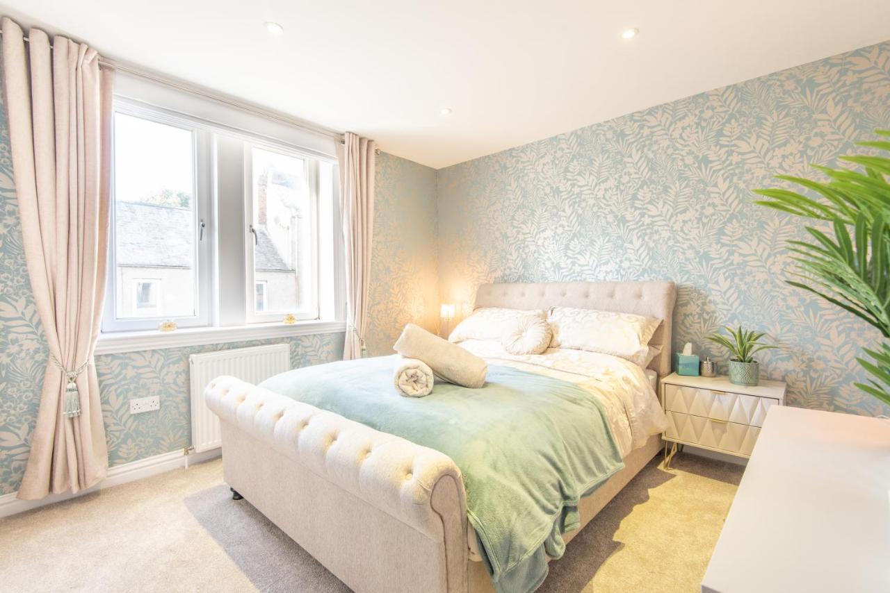 Bright, Fresh, Renovated 3 Bedroom Apartment In The Heart Of Montrose Angus Exteriör bild